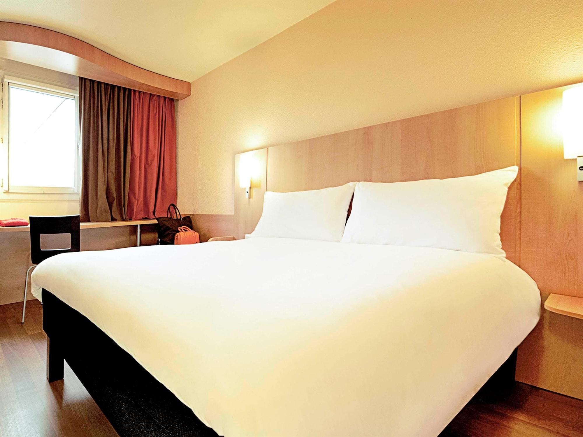 Ibis Paris Canal Saint Martin Buitenkant foto