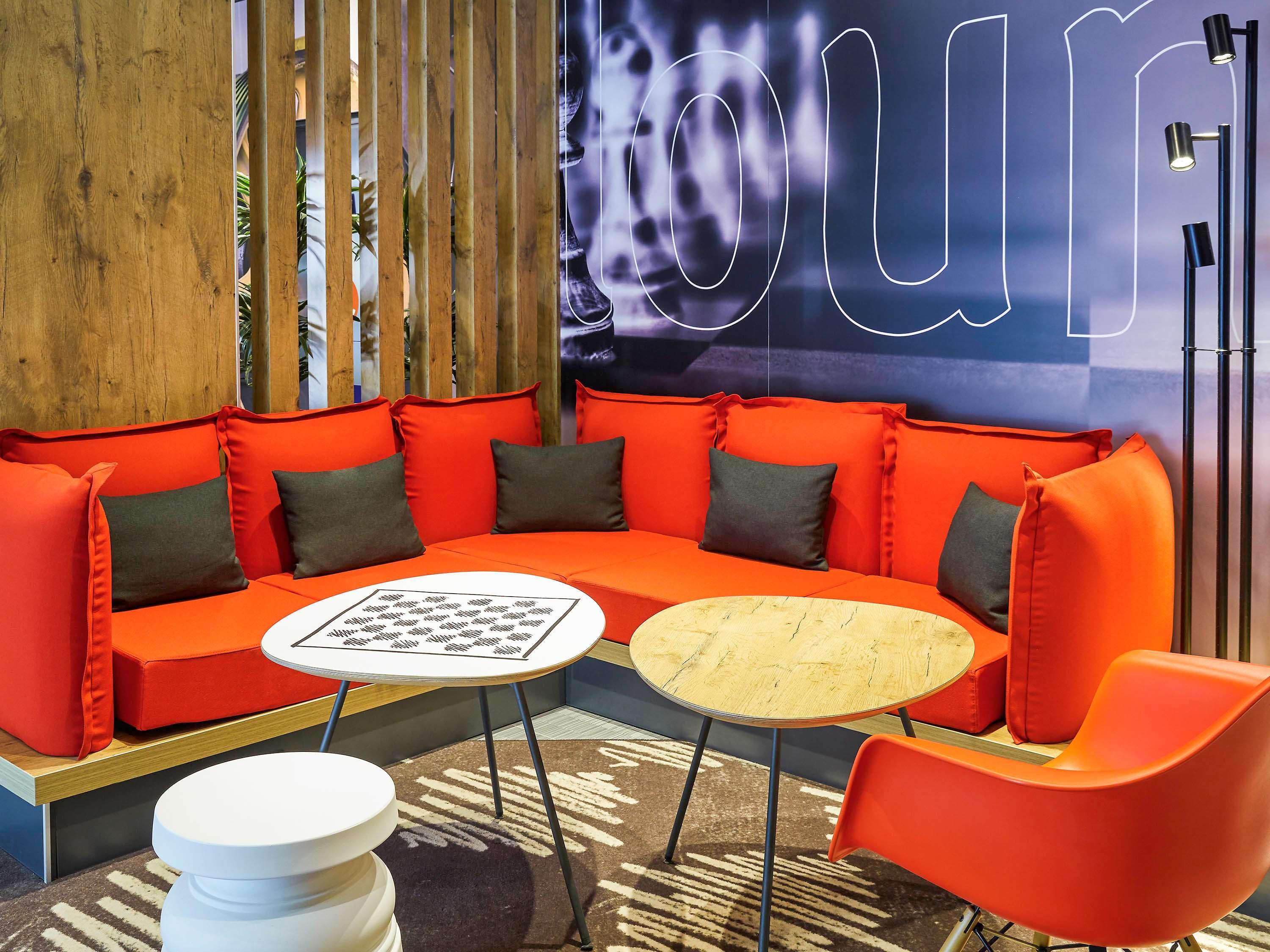 Ibis Paris Canal Saint Martin Buitenkant foto