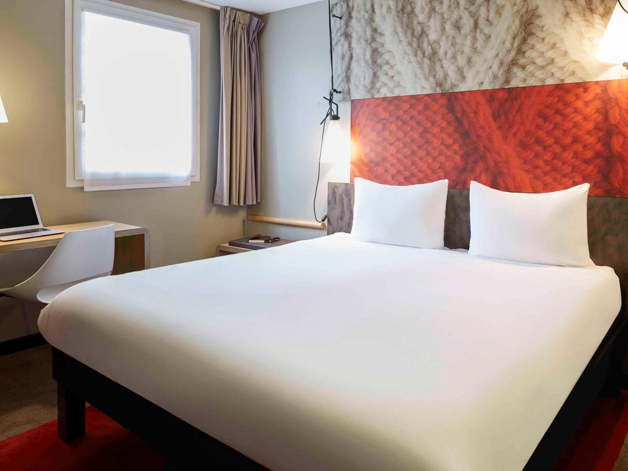 Ibis Paris Canal Saint Martin Buitenkant foto