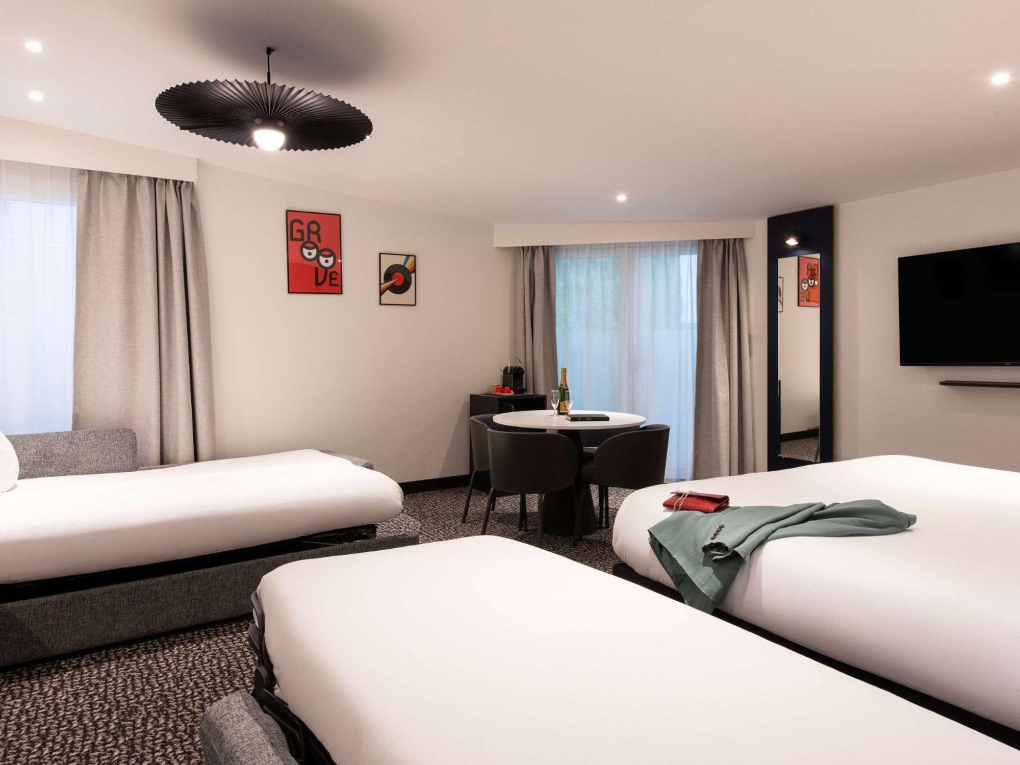 Ibis Paris Canal Saint Martin Buitenkant foto