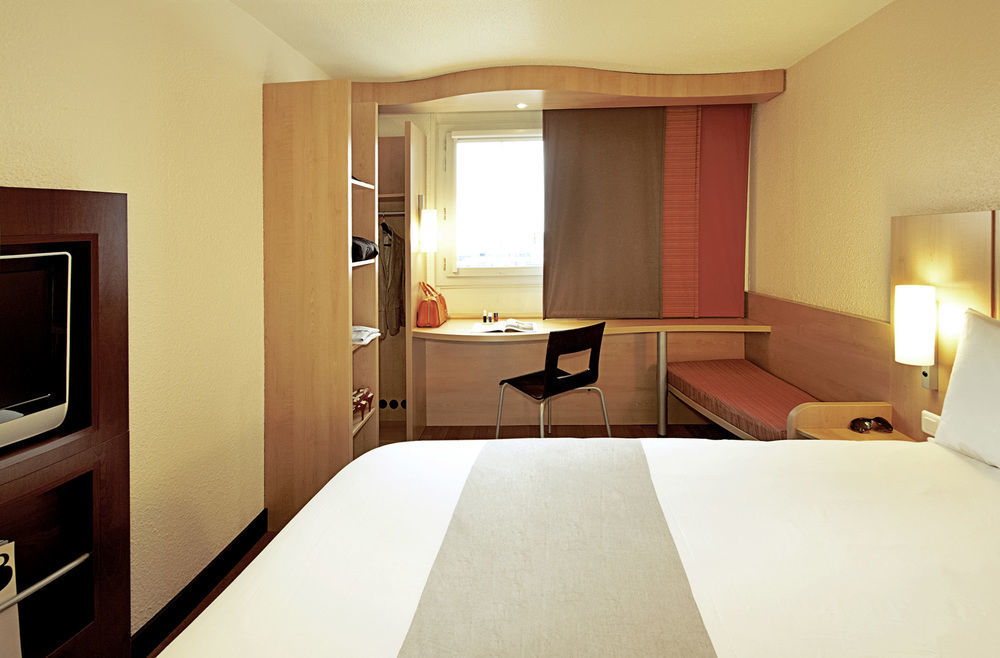 Ibis Paris Canal Saint Martin Buitenkant foto